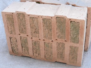 Mauerstein - gefüllter Porotonstein - optimal für ein Effizienzhaus